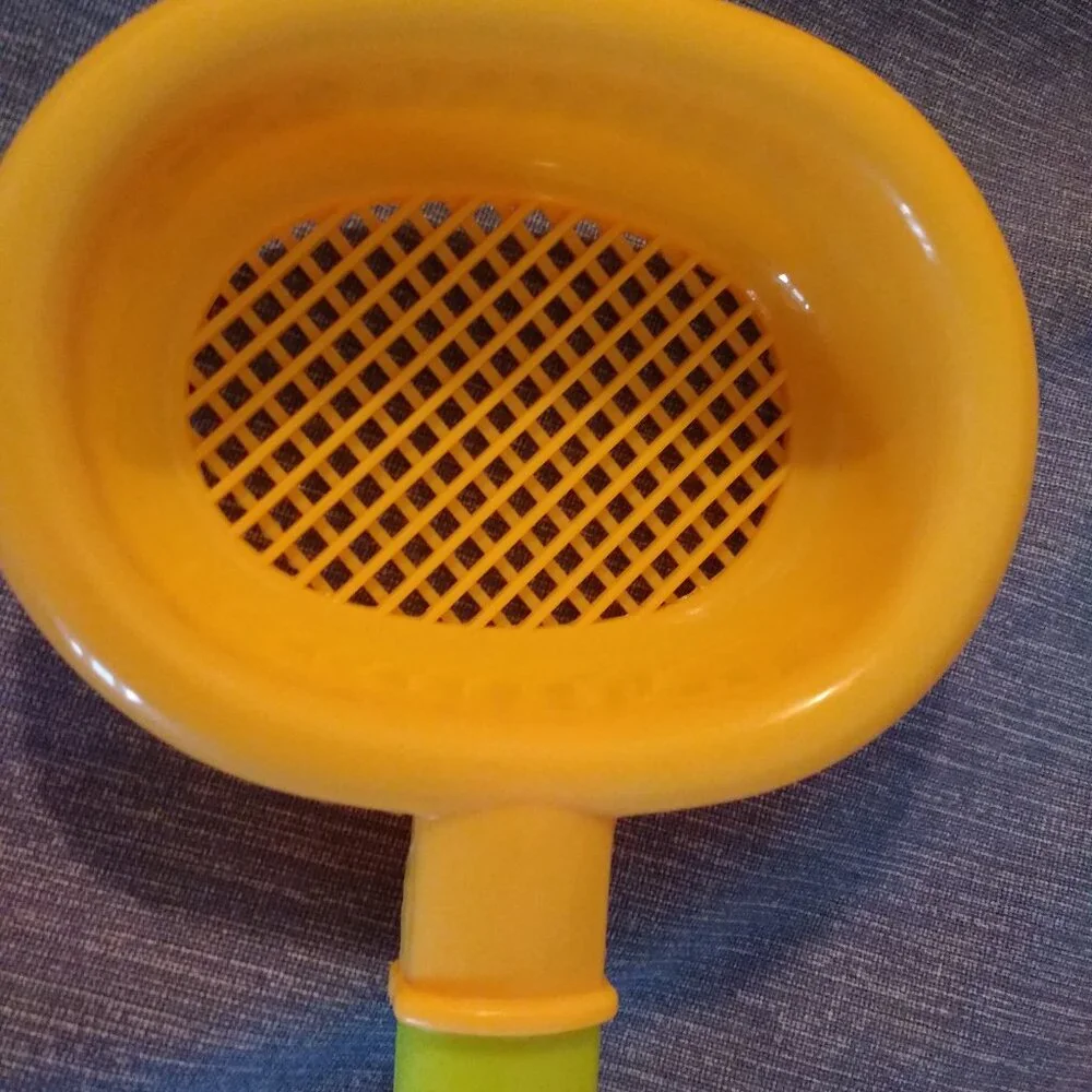 Sand tools : 2 Sieves by Creatology  New